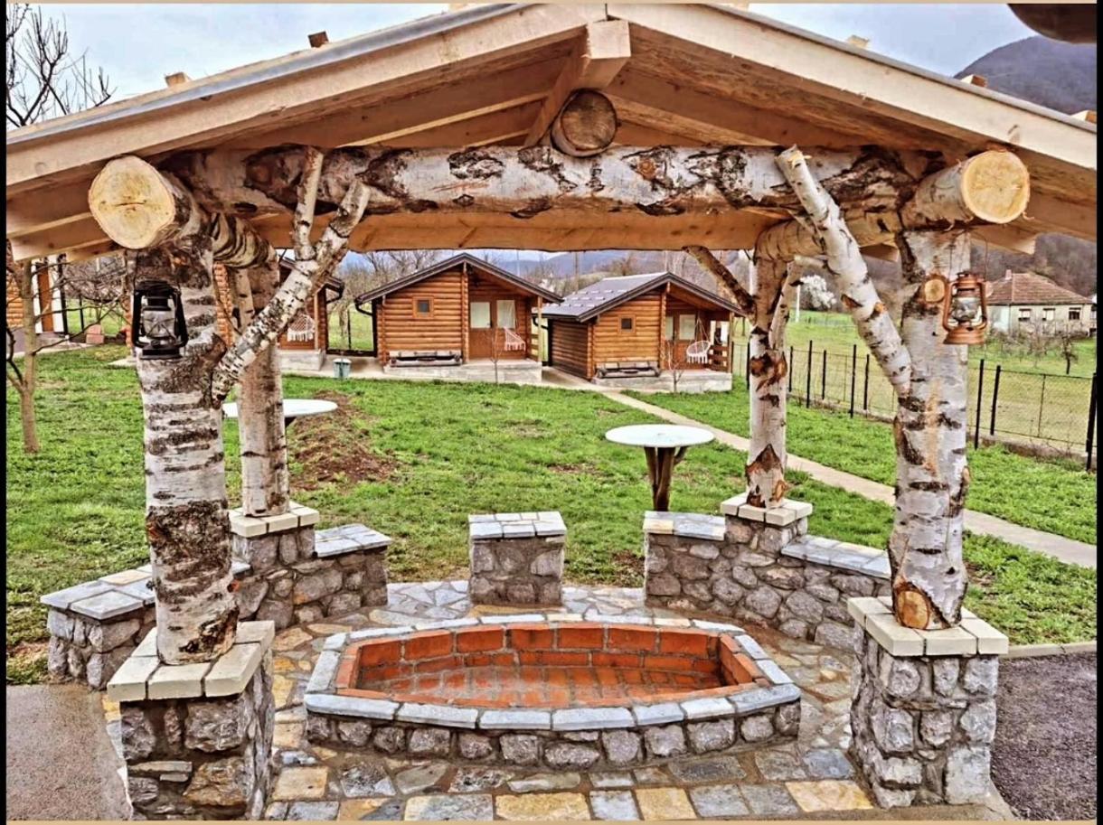 Holiday Bungalows With Pool Plav Exterior photo